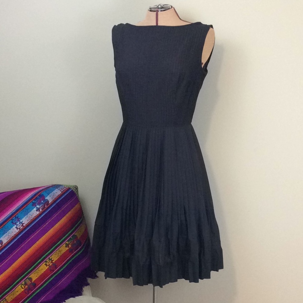 *VINTAGE* L’Aiglon black midi dress